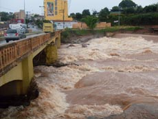 Divinópolis vai receber R$ 11 milhões para recuperação do Itapecerica aps chuvas - sabado 27-12 21